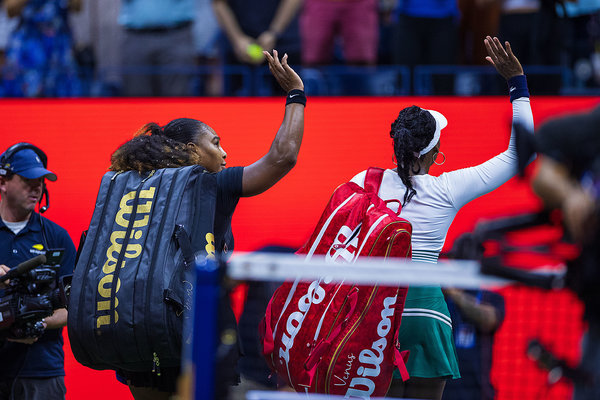 却是关于詹 却是关于詹