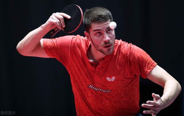 看似光鲜的 看似光鲜的