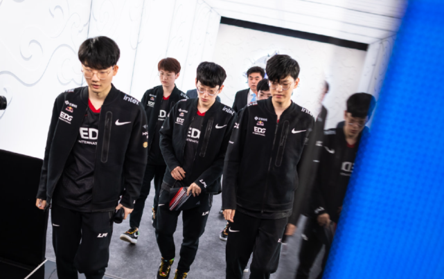 和灵活的场 和灵活的场