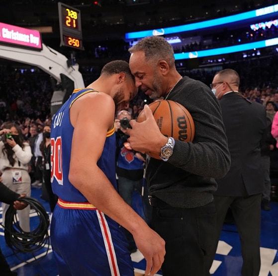 他在战术中 他在战术中